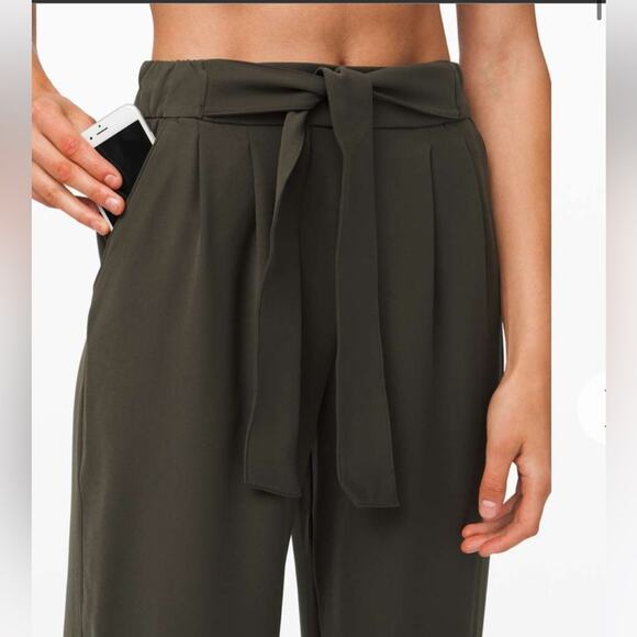 Lululemon noir wide leg belted pants Olive green 4 - Picture 2 of 10